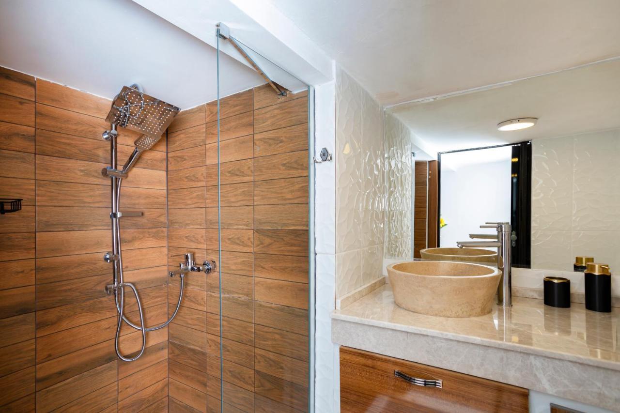 8 Rooms House Balcova Ngoại thất bức ảnh